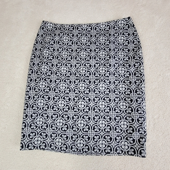 Talbots Navy/White Floral Print Pencil Skirt Sz 16 NEW - Picture 6 of 15